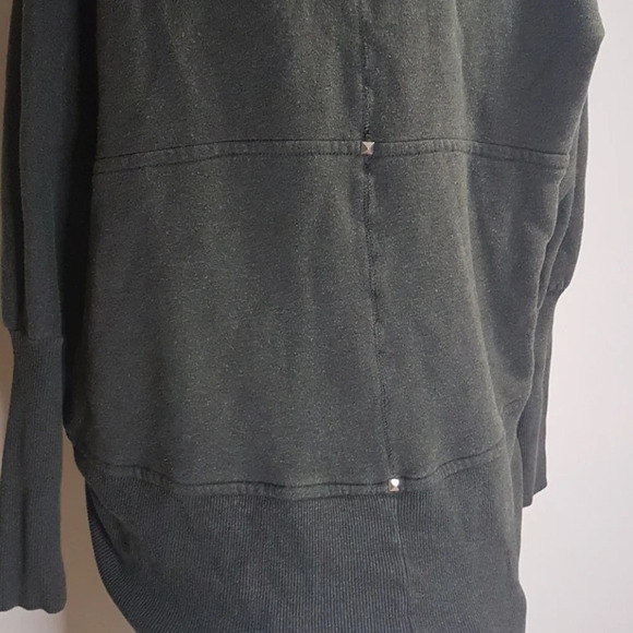 Aritzia Wilfred  Diderot cocoon sweater olive - Picture 10 of 13